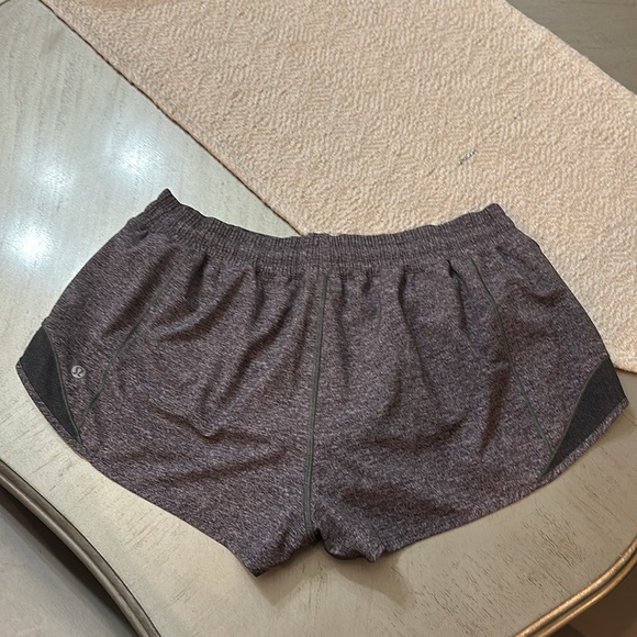 Hottie hot Size 12 gray lulu shorts - Picture 2 of 5